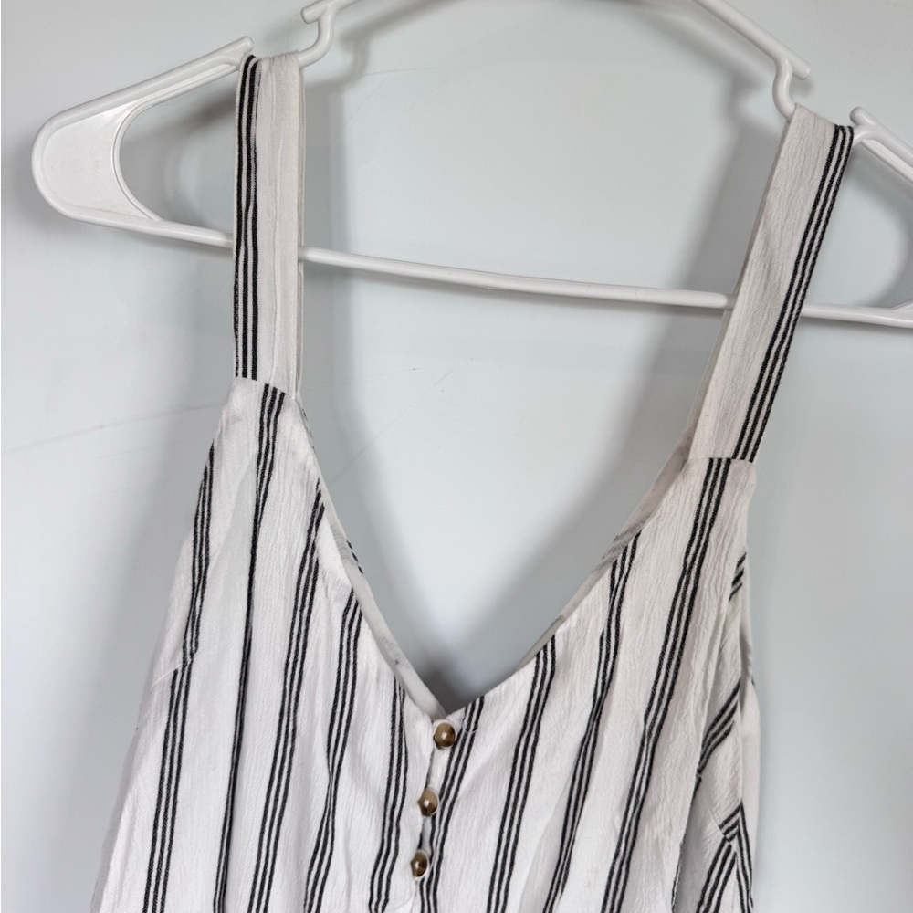 American Eagle Outfitters Black and White Striped Jumpsuit Size Meidum - Picture 6 of 10